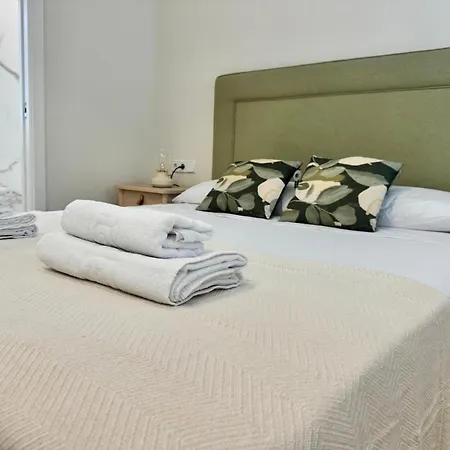 El Mercado Apartment